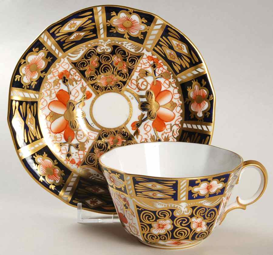 Traditional Imari Flat Cup & Saucer Set by Royal Crown Derby-1