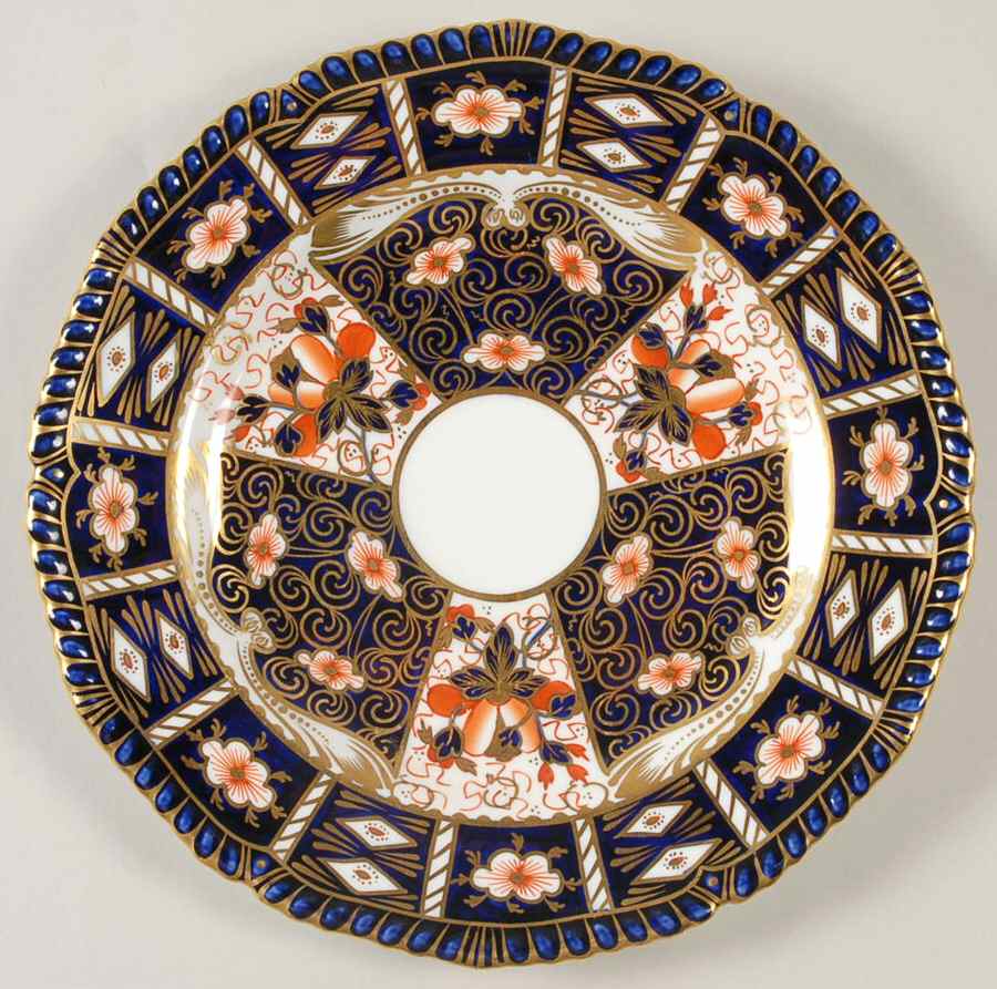 Traditional Imari Luncheon Plate by Royal Crown Derby-1