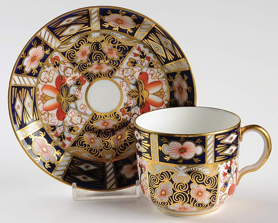 Traditional Imari Flat Cup & Saucer Set by Royal Crown Derby-1