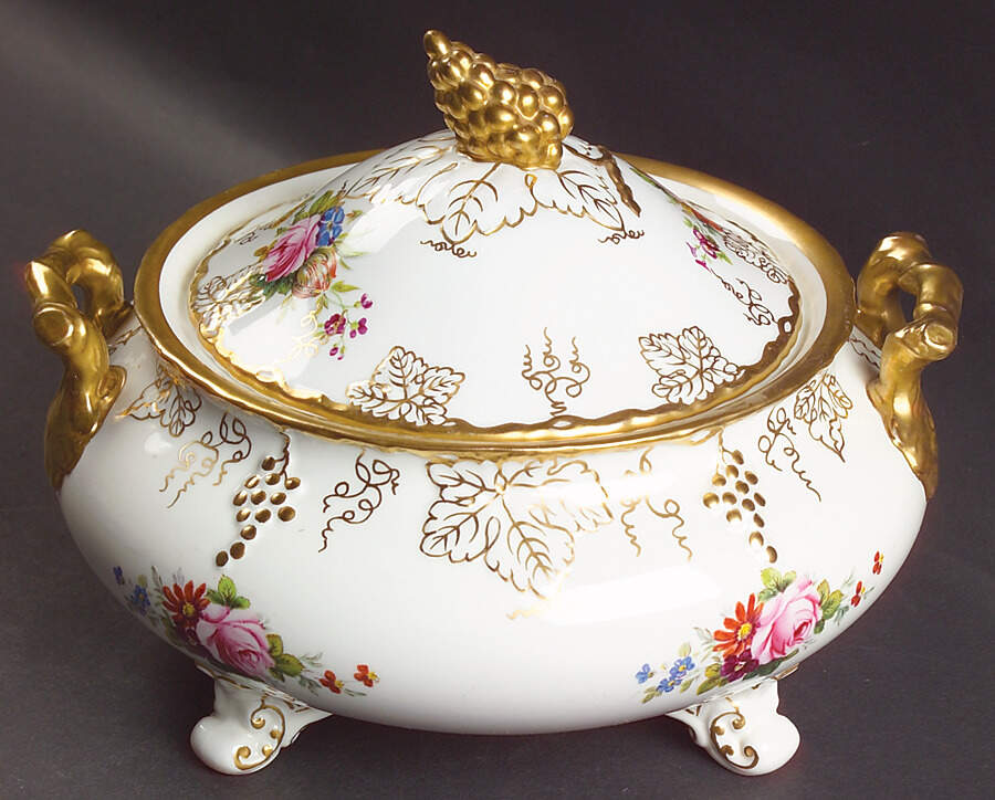 Vine Garnett Center Round Covered Vegetable by Royal Crown Derby-1