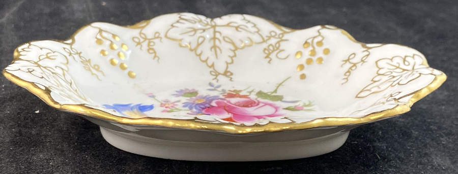 Vine (Posie Center) Nut Dish by Royal Crown Derby-1