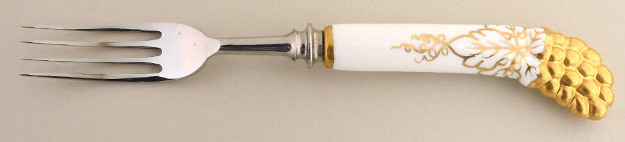 Vine Gold Dinner Fork (7 1/2" or Larger) by Royal Crown Derby-1