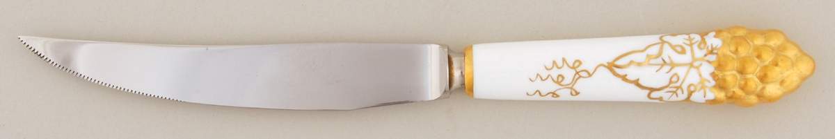 Vine Gold Individual Steak Knife by Royal Crown Derby-1