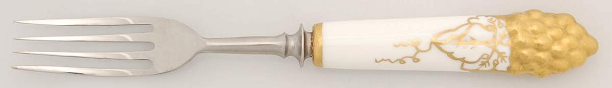 Vine Gold Dinner Fork (7 1/2" or Larger) by Royal Crown Derby-1