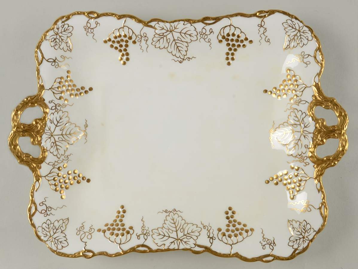 Vine Gold Rectangular Tray 11" by Royal Crown Derby-1