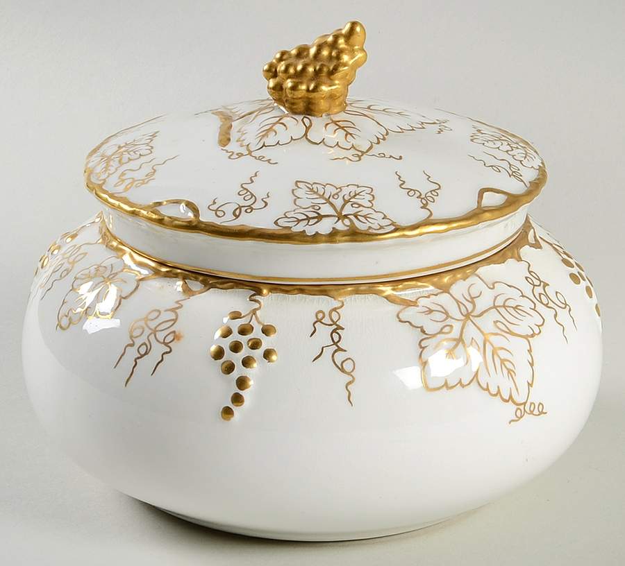 Vine Gold Puff Box & Lid by Royal Crown Derby-1