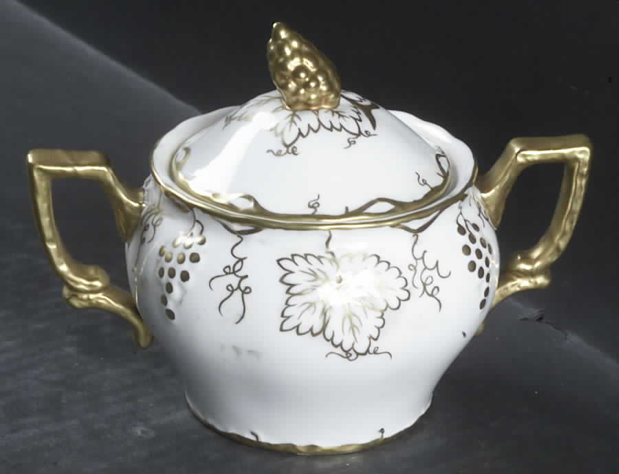 Vine Gold Sugar Bowl & Lid by Royal Crown Derby-1