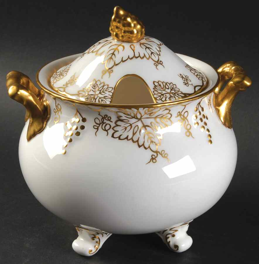 Vine Gold Sauce Boat & Lid by Royal Crown Derby-1