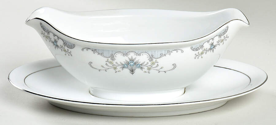 Riviera Gravy Boat with Attached Underplate by Royal Cameo-1
