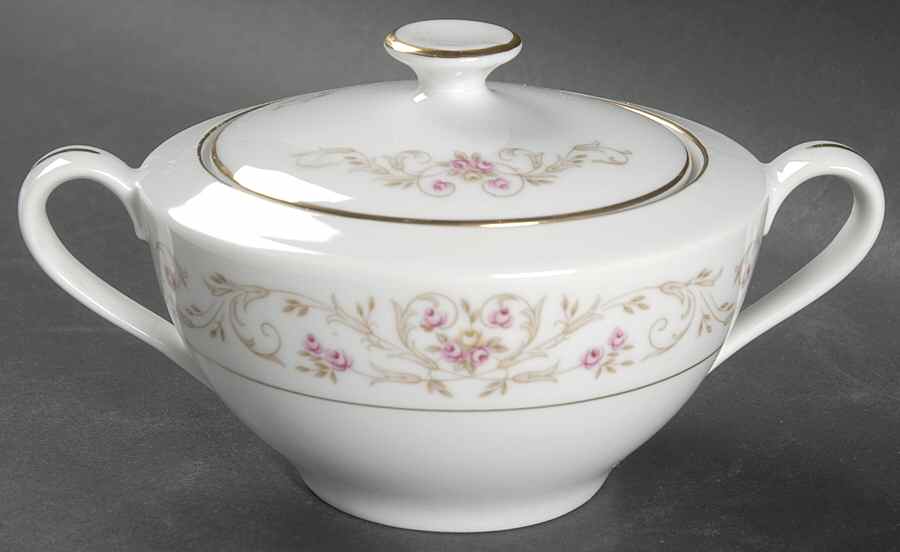 Winona Sugar Bowl & Lid by Royal Cameo-1