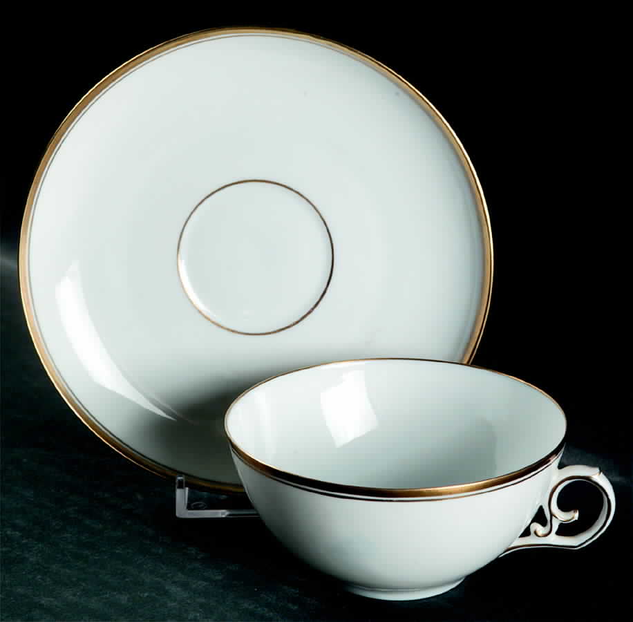 1222 Flat Cup & Saucer Set by Royal Copenhagen-1