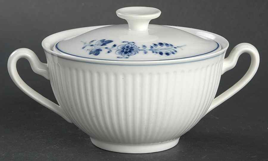 32 Sugar Bowl & Lid by Royal Copenhagen-1