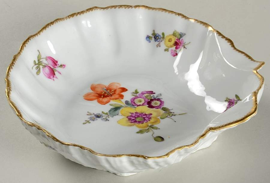 Saxon Flower (4) Shell Pickle Dish by Royal Copenhagen-1