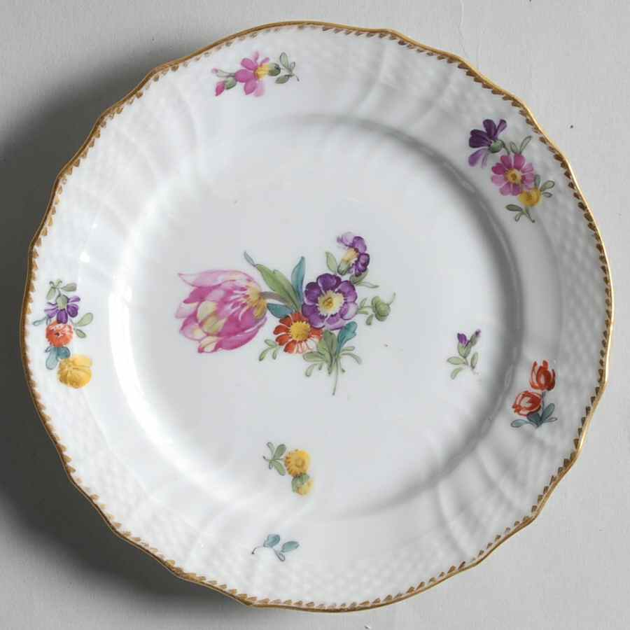Saxon Flower (4) Dessert/Pie Plate by Royal Copenhagen-1