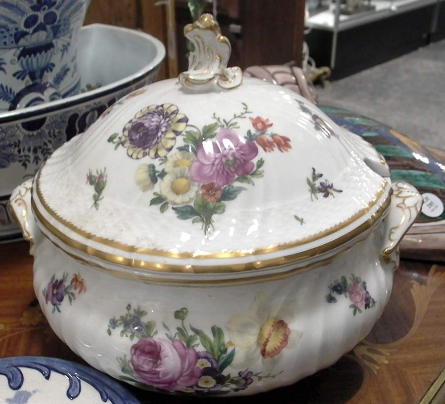 Saxon Flower (4) Tureen &  Lid by Royal Copenhagen-1