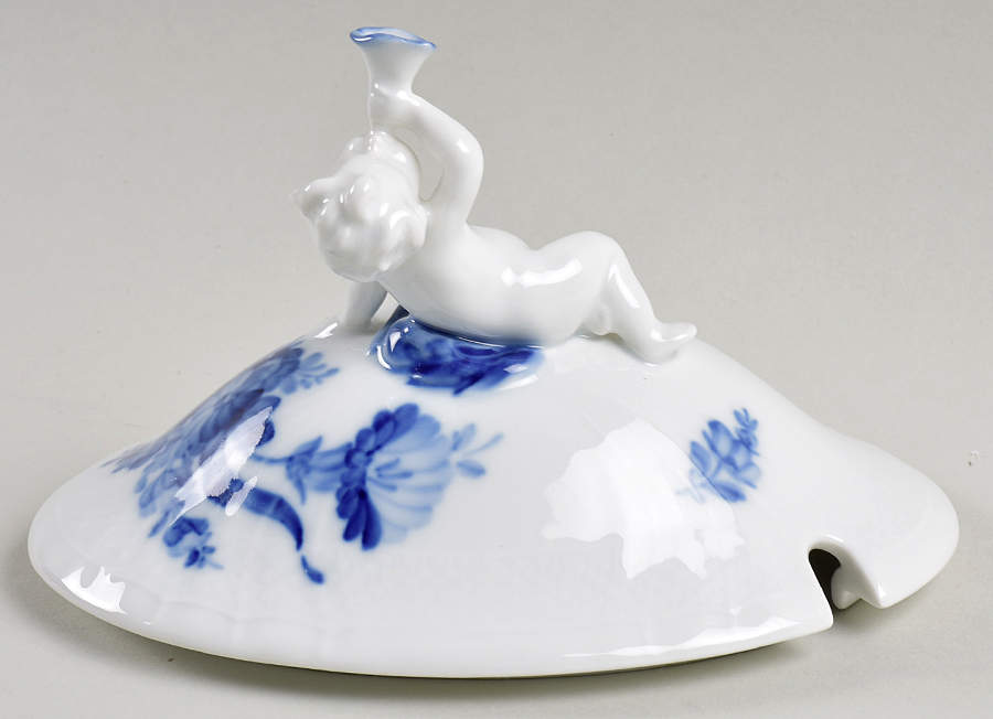 Blue Flowers Curved) Lid for Sauce Boat with Attached Underplate by Royal Copenhagen-1