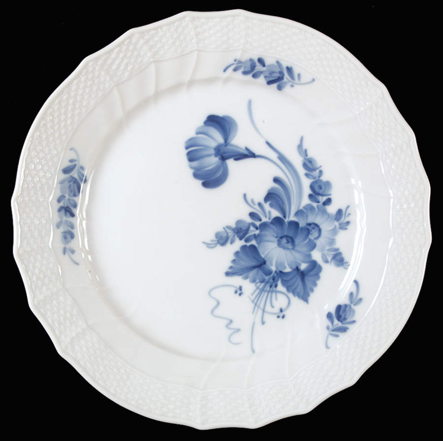 Blue Flowers Curved) Dinner Plate by Royal Copenhagen-1