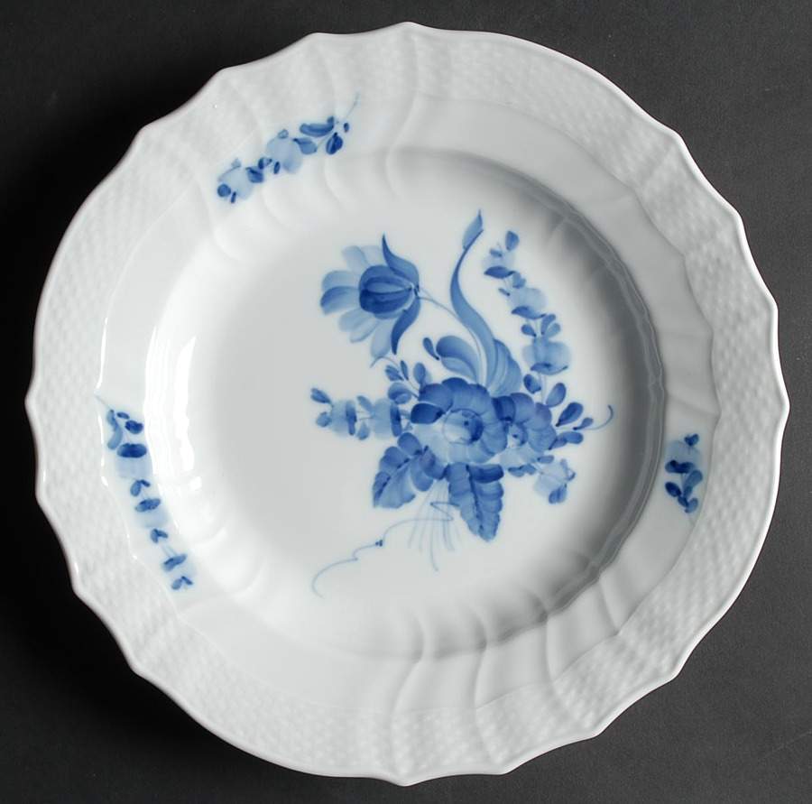 Blue Flowers Curved) Dinner Plate by Royal Copenhagen-1