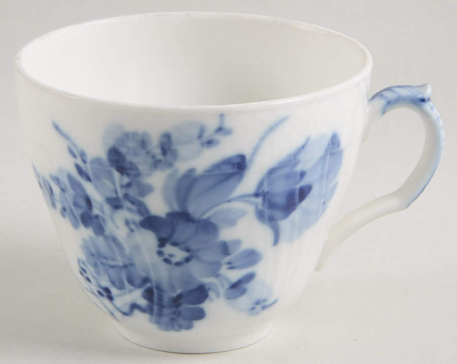 Blue Flowers Curved) Flat Cup by Royal Copenhagen-1
