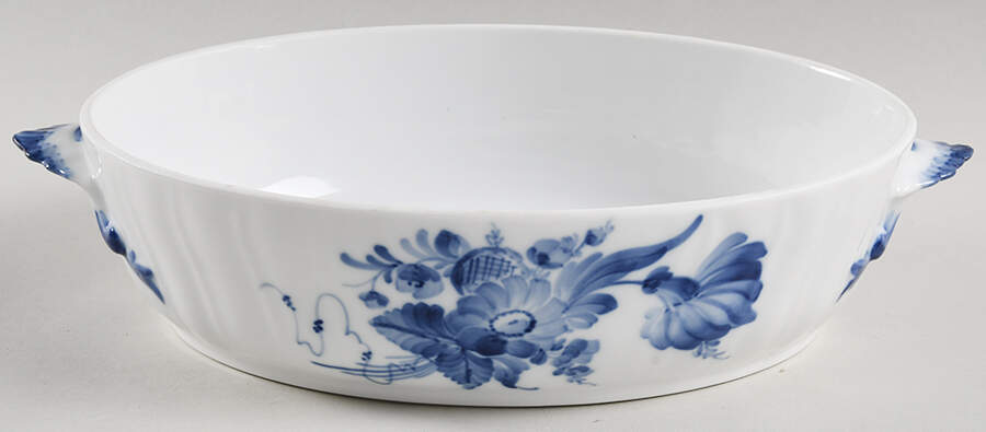 Blue Flowers Curved) Oval Vegetable No Lid by Royal Copenhagen-1