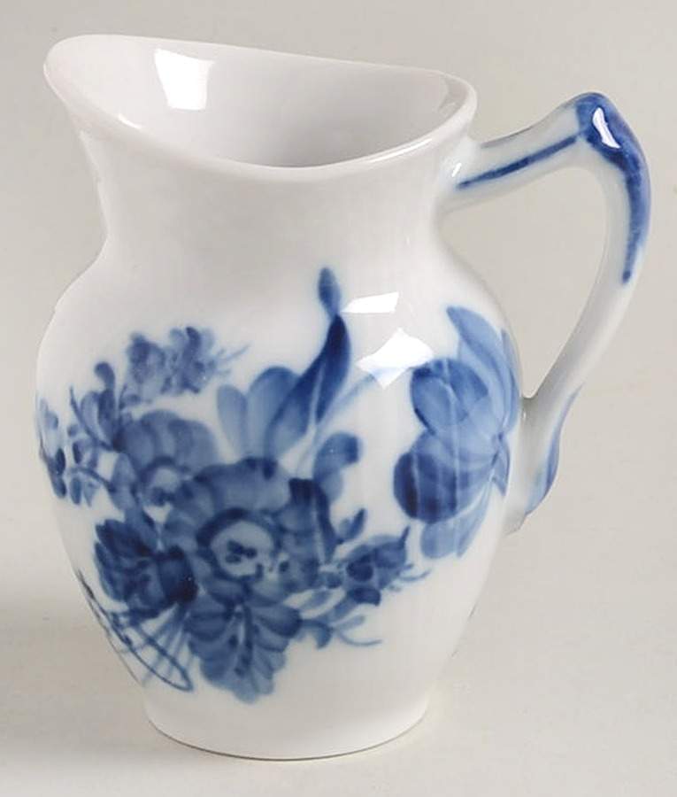 Blue Flowers Curved) Mini Creamer by Royal Copenhagen-1