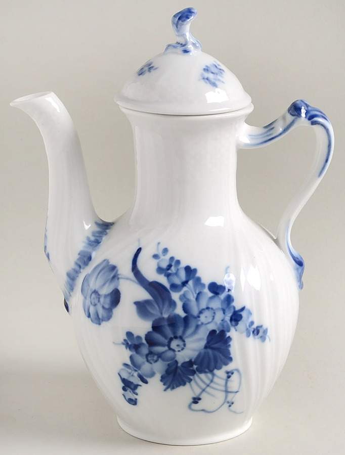 Blue Flowers Curved) Mini Coffee Pot & Lid by Royal Copenhagen-1