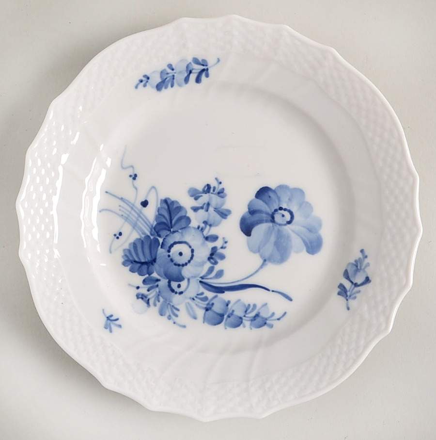 Blue Flowers Curved) Bread & Butter Plate by Royal Copenhagen-1