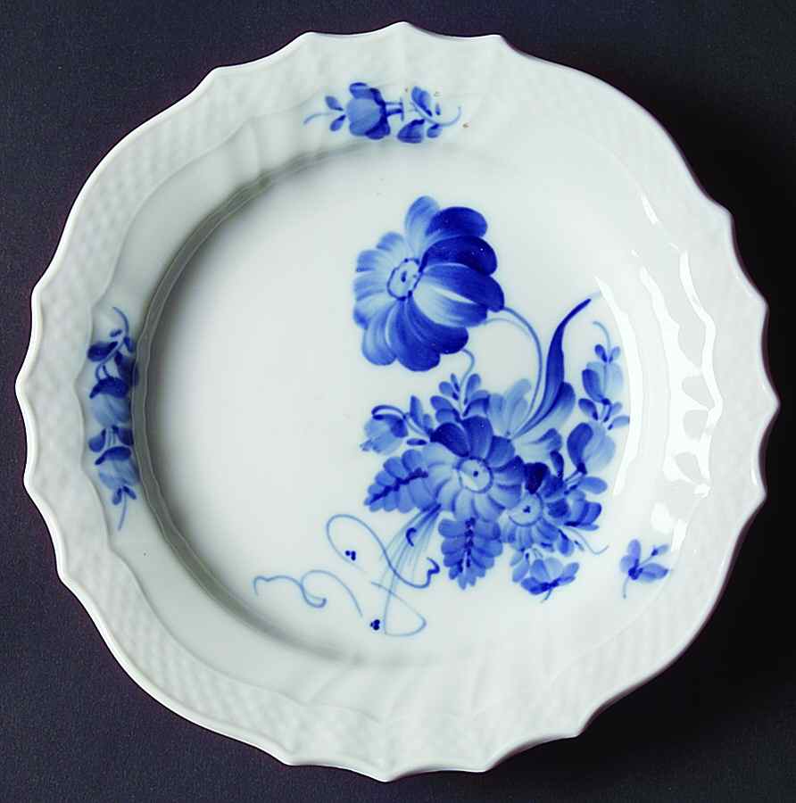 Blue Flowers Curved) Dessert/Pie Plate by Royal Copenhagen-1