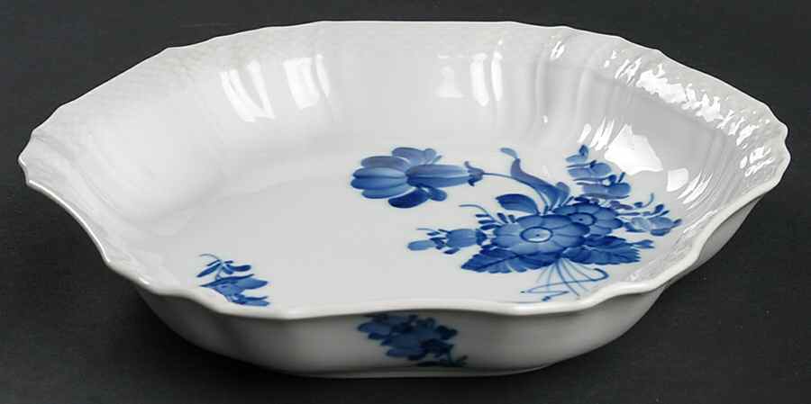Blue Flowers Curved) Hexagonal Cake Plate by Royal Copenhagen-1