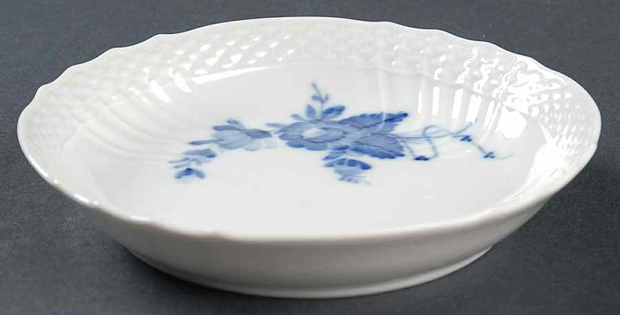 Blue Flowers Curved) Fruit/Dessert (Sauce) Bowl by Royal Copenhagen-1