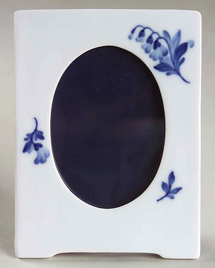 Blue Flowers Curved) 4" Picture Frame by Royal Copenhagen-1