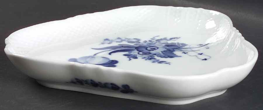 Blue Flowers Curved) Triangular Cake Plate by Royal Copenhagen-1
