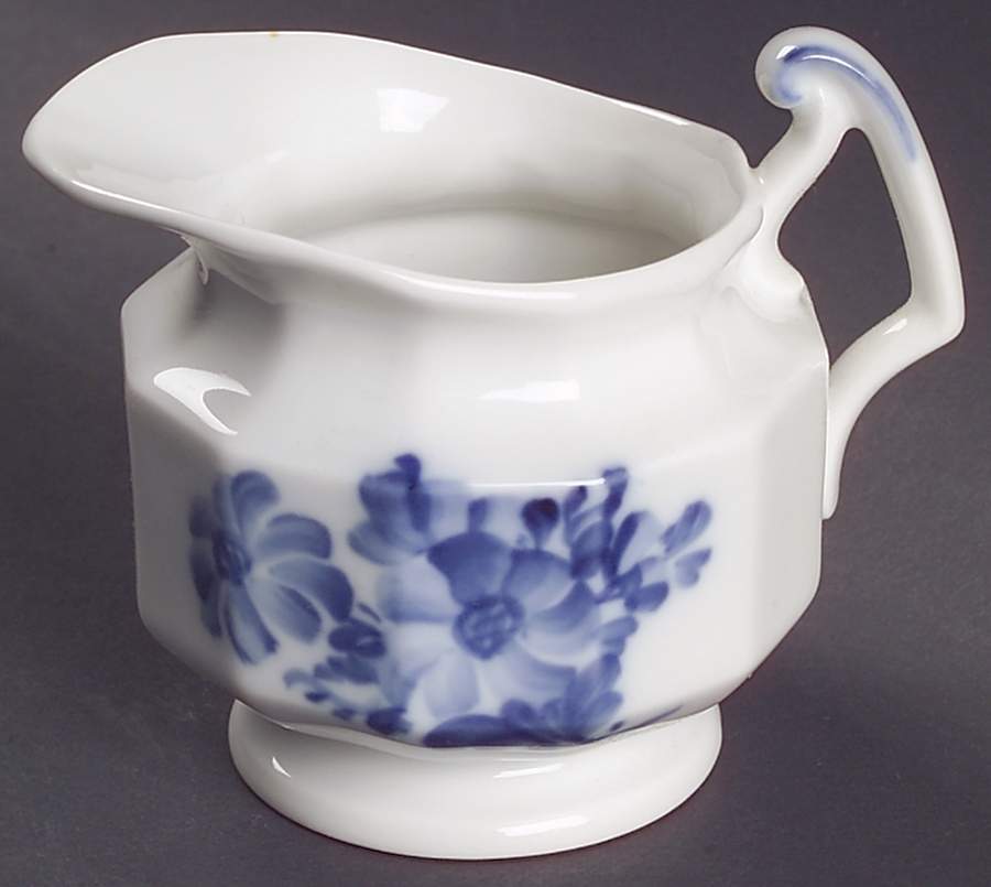 Blue Flowers Mini Creamer by Royal Copenhagen-1