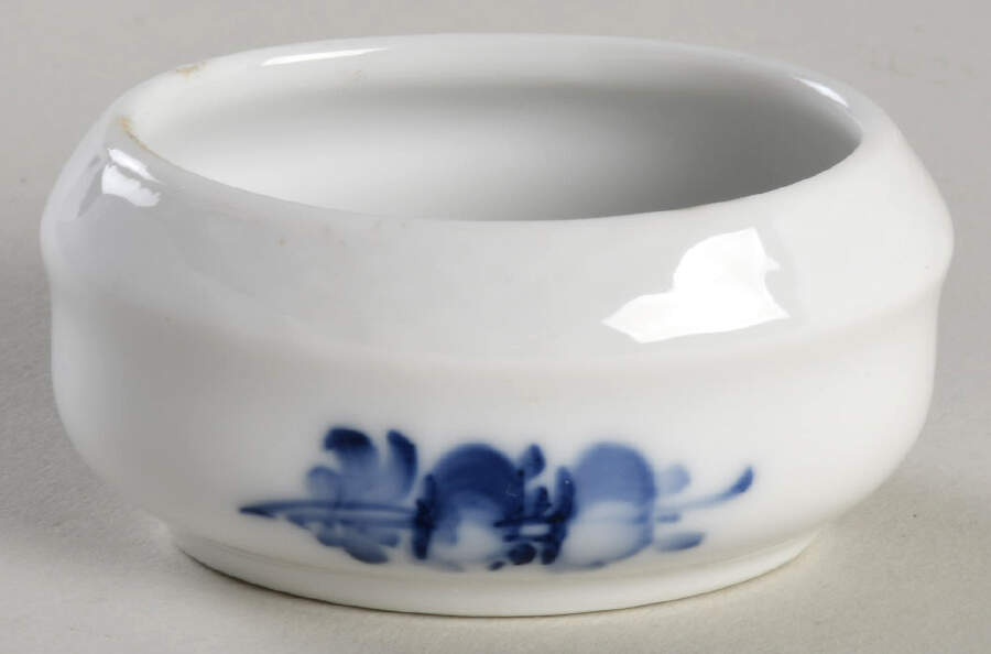 Blue Flowers Braided Salt Dip by Royal Copenhagen-1