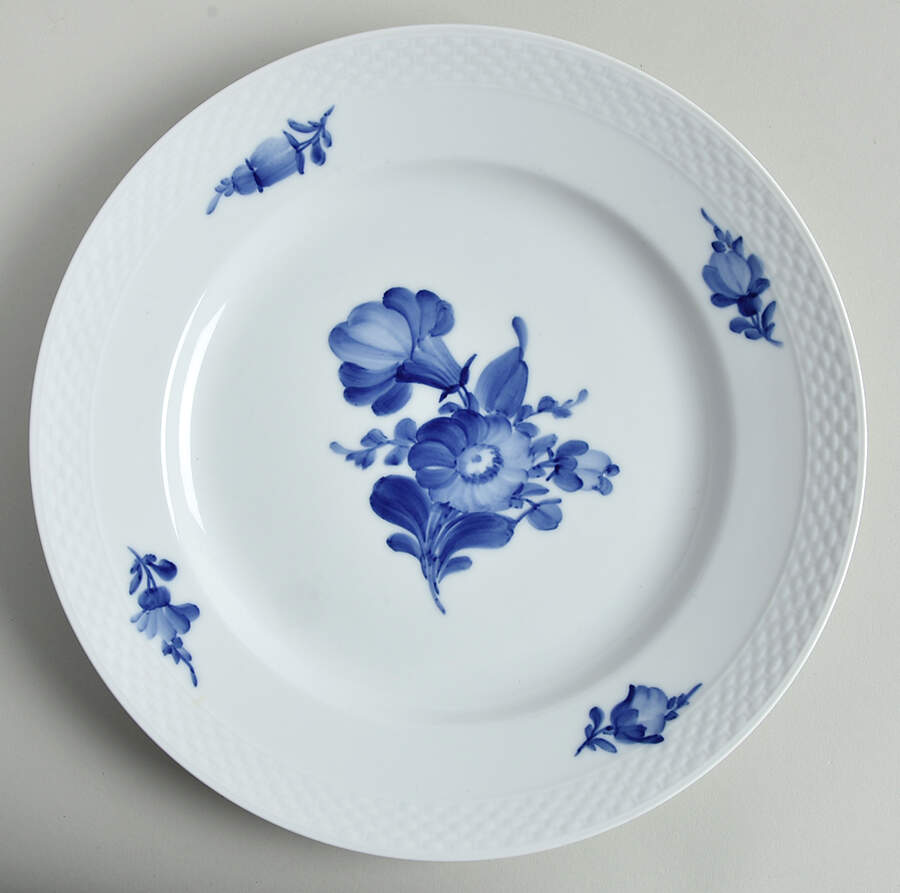 Blue Flowers Braided Dinner Plate by Royal Copenhagen-1
