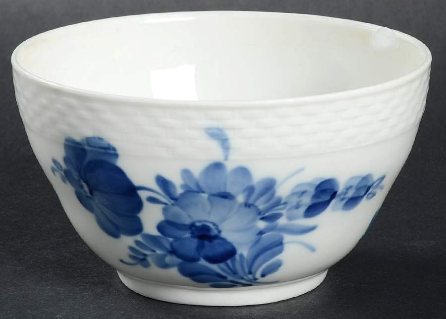 Blue Flowers Braided Cranberry Bowl by Royal Copenhagen-1