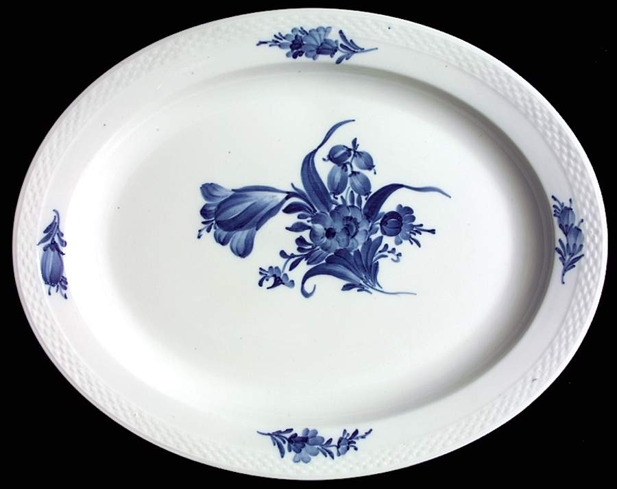 Blue Flowers Braided 16" Oval Serving Platter by Royal Copenhagen-1