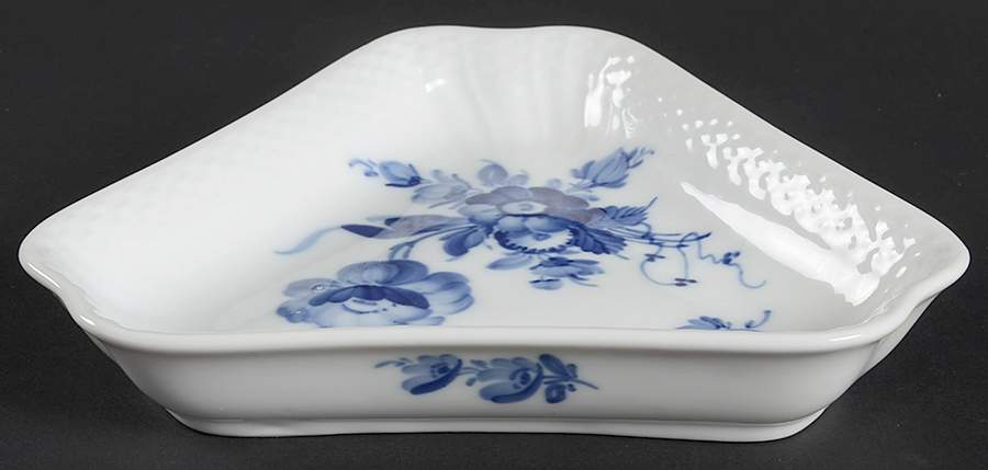 Blue Flowers Braided Tray for Condiment Set by Royal Copenhagen-1