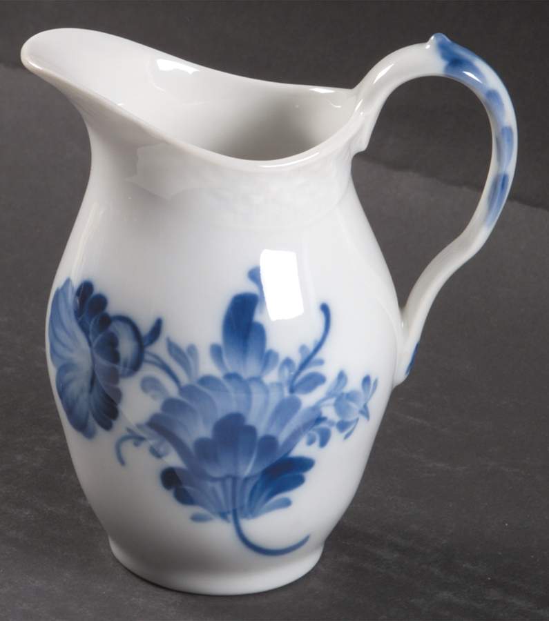 Blue Flowers Braided Creamer by Royal Copenhagen-1