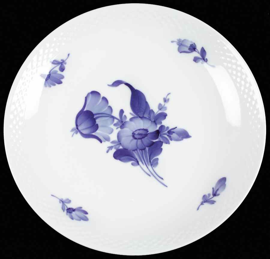 Blue Flowers Braided Cake Plate by Royal Copenhagen-1