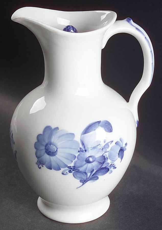 Blue Flowers Braided Carafe & Lid by Royal Copenhagen-1
