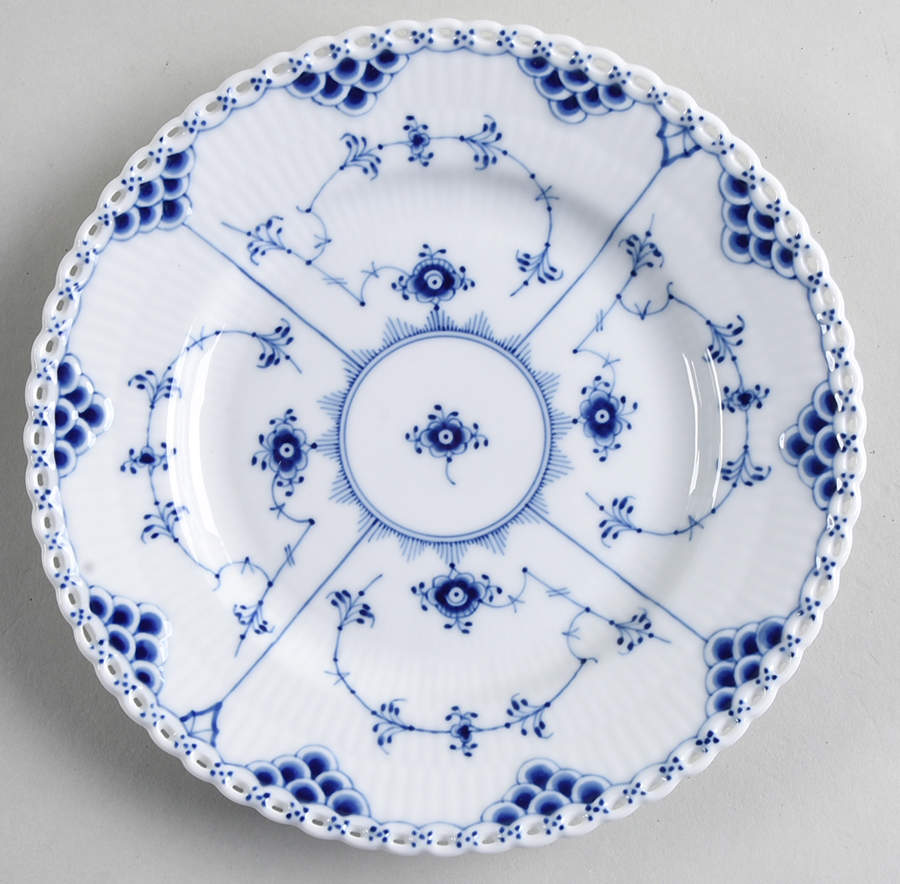 Blue Fluted Full Lace (No Trim) Dessert/Pie Plate by Royal Copenhagen-1