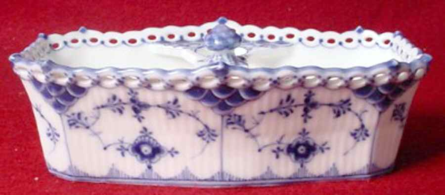 Blue Fluted Full Lace (No Trim) 4 Section Condiment Tray by Royal Copenhagen-1