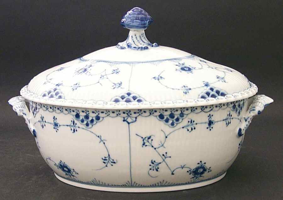 Blue Fluted Full Lace (No Trim) Oval Tureen & Lid by Royal Copenhagen-1