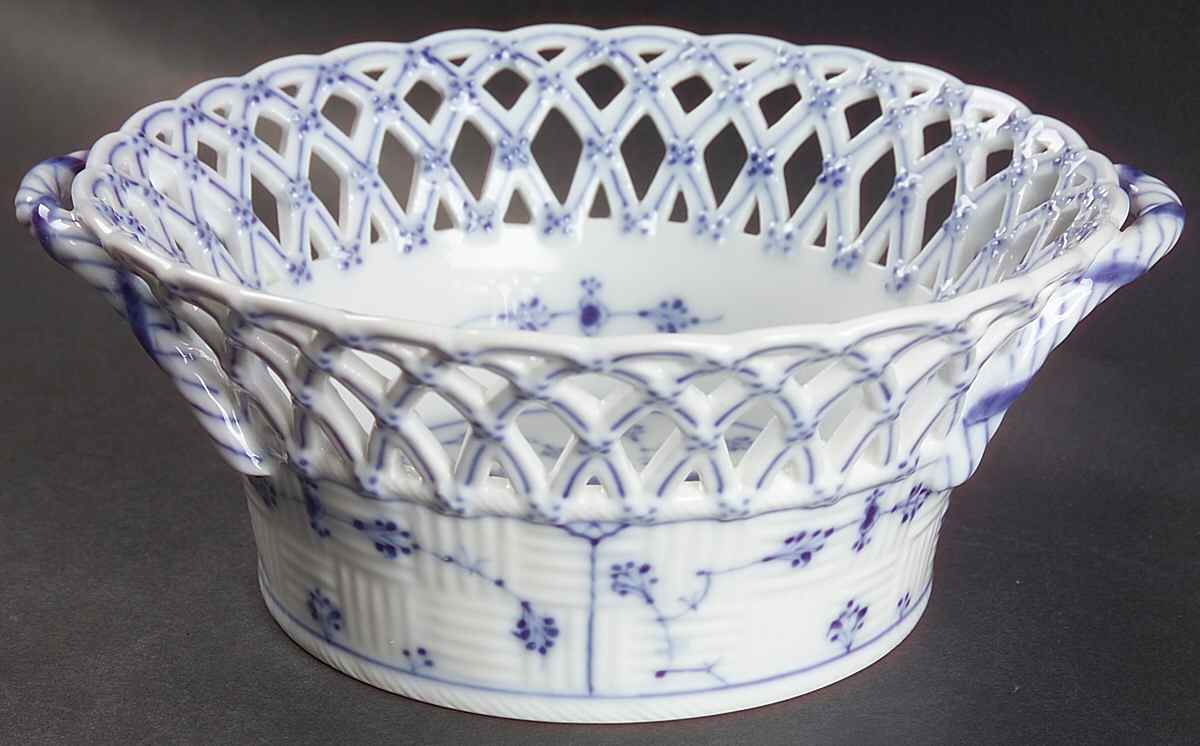 Blue Fluted Full Lace (No Trim) Basket-Fruit/Open Weave 7" by Royal Copenhagen-1