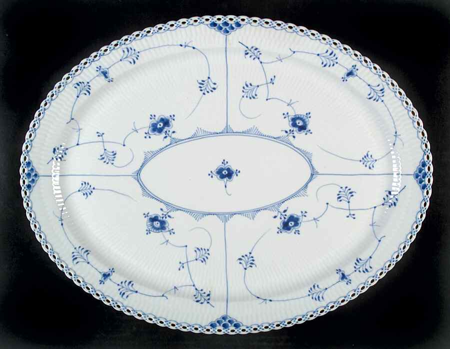 Blue Fluted Full Lace (No Trim) 18" Oval Serving Platter by Royal Copenhagen-1