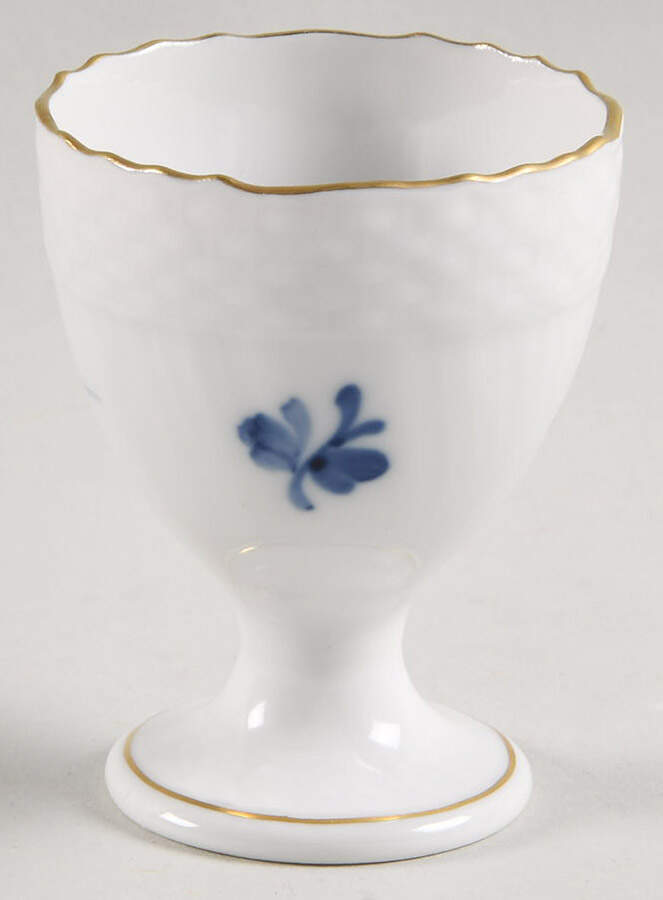 Blue Flowers (Curved, Gold) Single Egg Cup by Royal Copenhagen-1