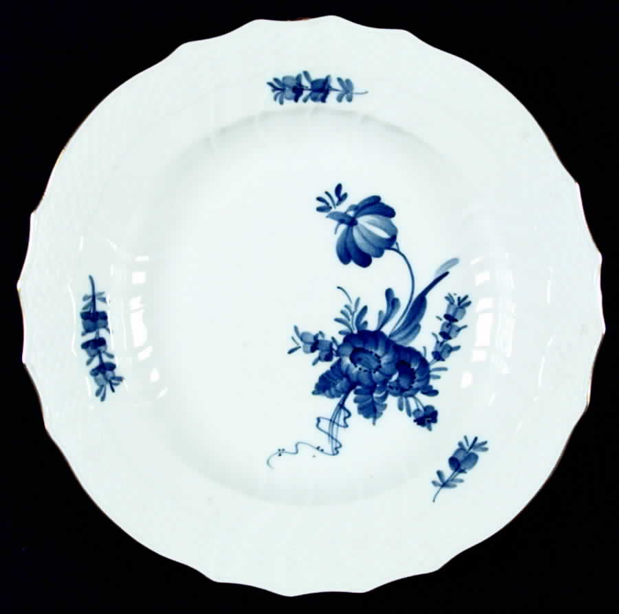 Blue Flowers (Curved, Gold) Dinner Plate by Royal Copenhagen-1