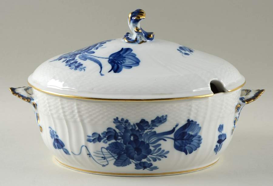 Blue Flowers (Curved, Gold) Tureen &  Lid by Royal Copenhagen-1