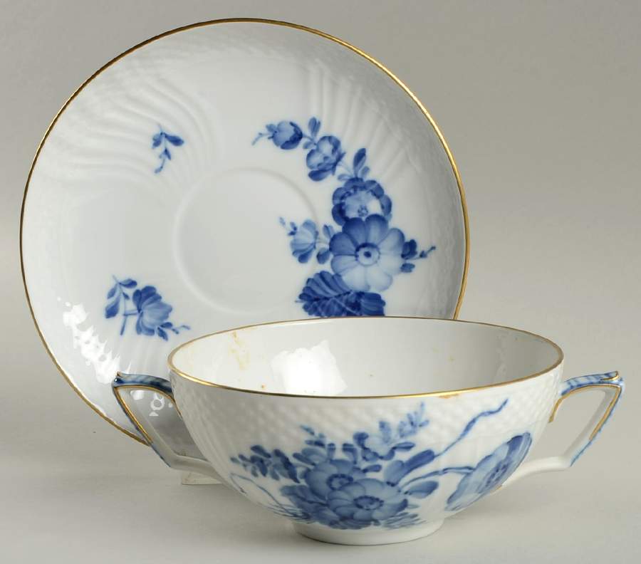 Blue Flowers (Curved, Gold) Flat Cream Soup Bowl & Saucer Set by Royal Copenhagen-1